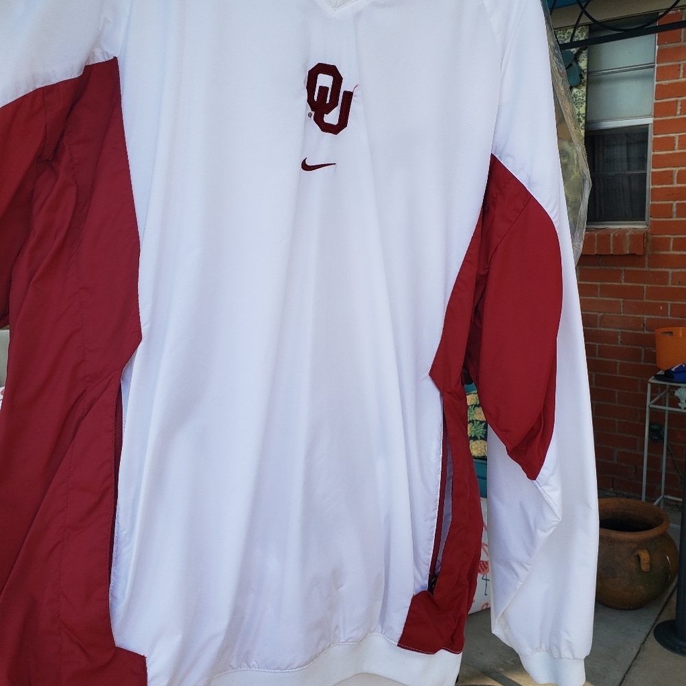 Mens pullover